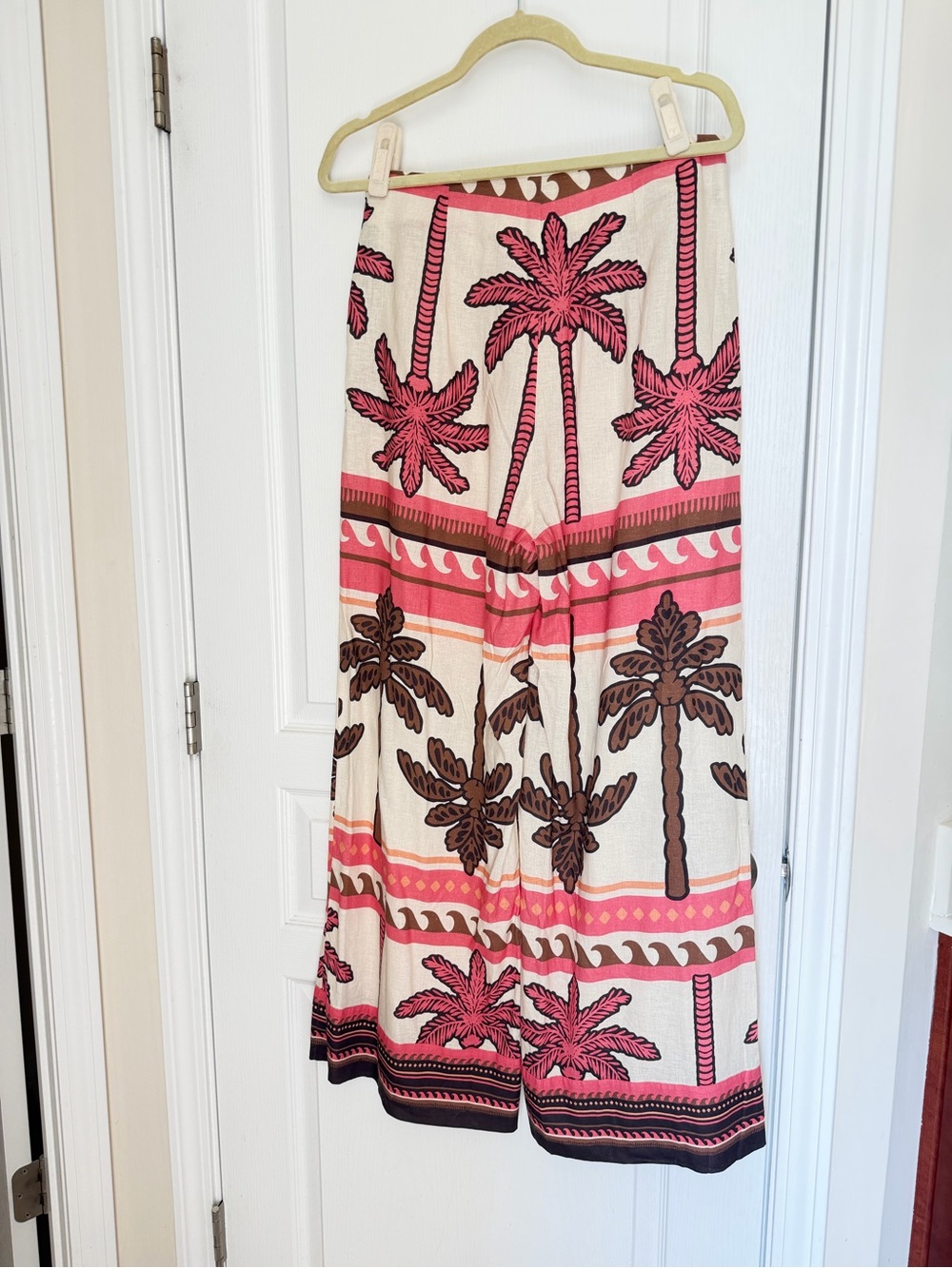 Marine Layer Pink, Cream and Brown Palm Print Maxi wide leg pants - Picture 3 of 4